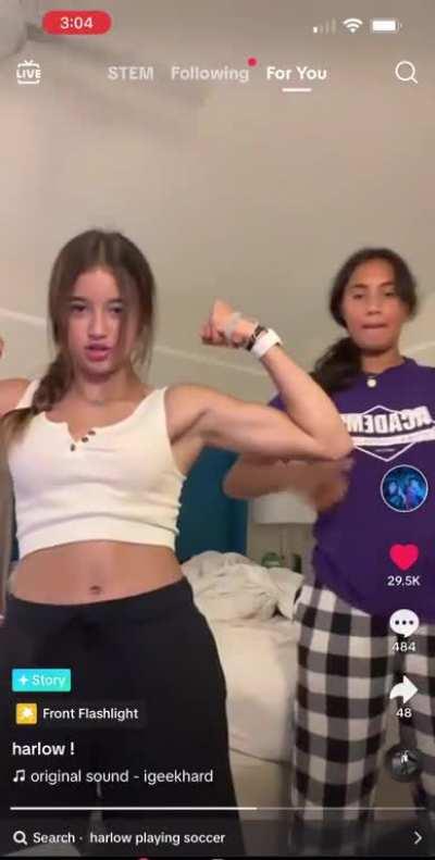 Sum about this video to bad it was a story j had to screen record it