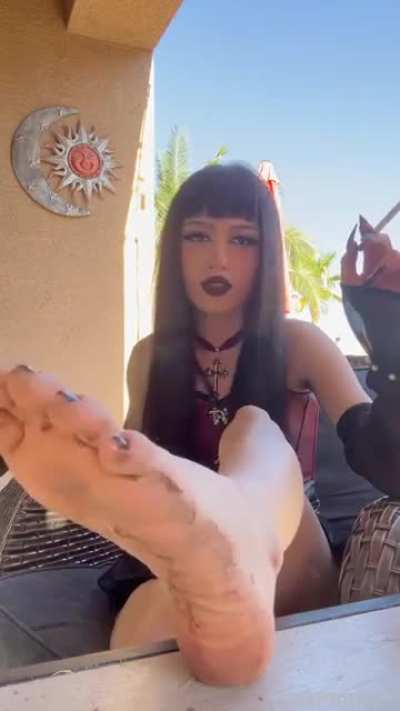 Goth Girl Dirty Feet and Smoking Feet Joi
