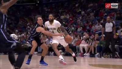 [Highlight] Paolo Banchero strips the ball from Ingram and finishes the and-1 dunk (with replay)