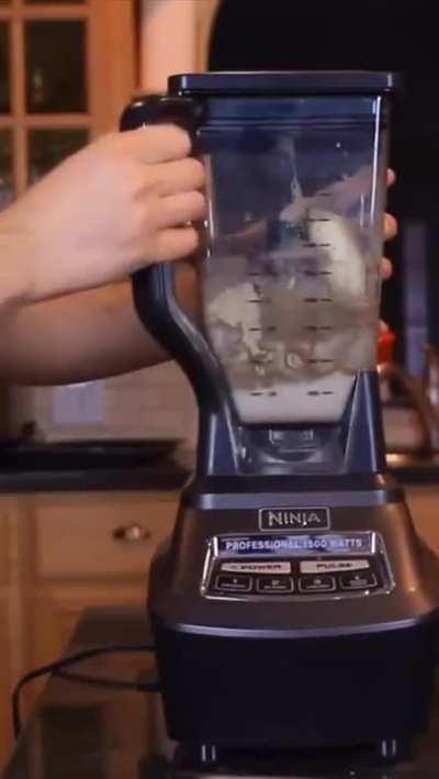 How to make protein shake!!