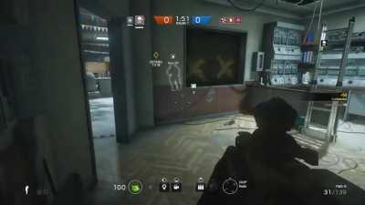 If you ever wondered how second week after R6 released looked like