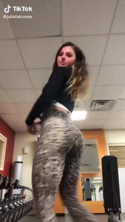 Just posted tiktok of her ass