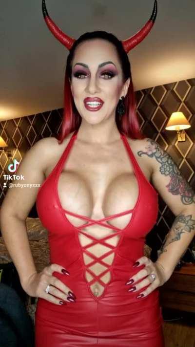 Scary season means two things.. Dressing up and Lots of Dick