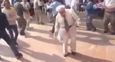 Nigga might be old but he become young when that lucki come on😹