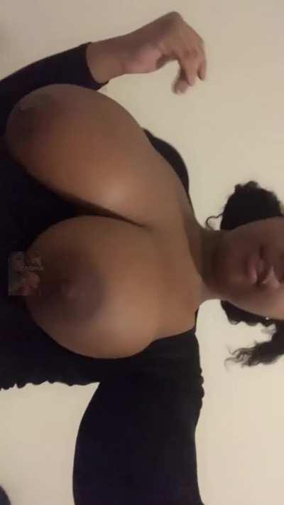 Your new big titty internet gf