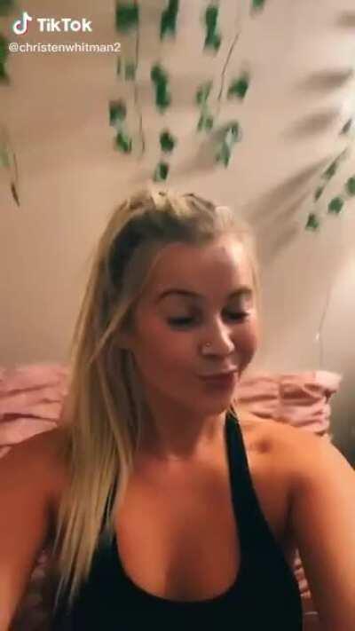 Cake go jiggle jiggle