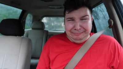 Creo que el vídeo es de oyff, DOOM is eternal