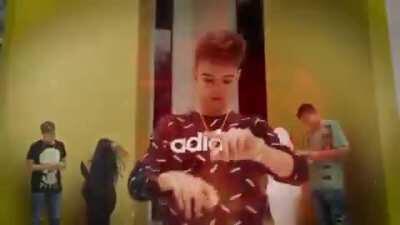 u/magicSEBI sarbatoreste disparitia lui u/tadaa printr-un DissTrack