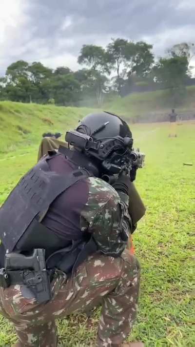 Live Fire Exercise in Progression by the 1st DAC of the 1st Commando Actions Battalion