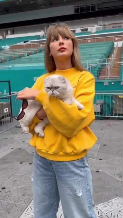 Taylor in Miami for the Eras Tour 10|18|24