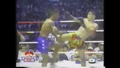 Hippy Singmanee KO5 Chanrit Sor.Sunan