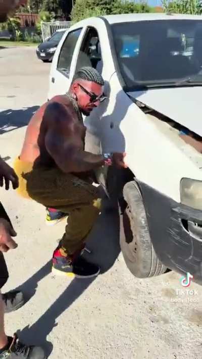 Did he really lift the car?