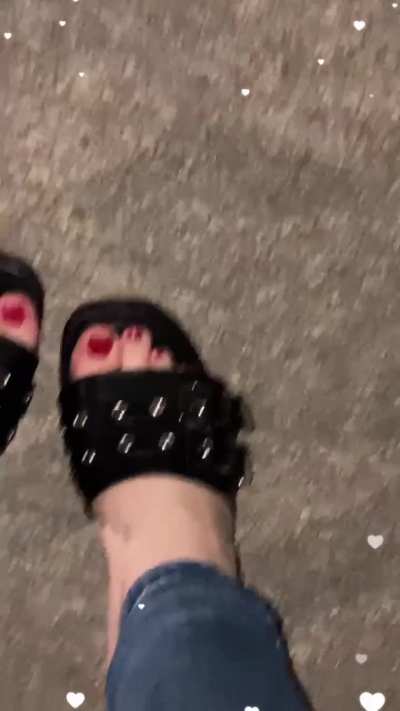 My feet and toes are worth your worship 