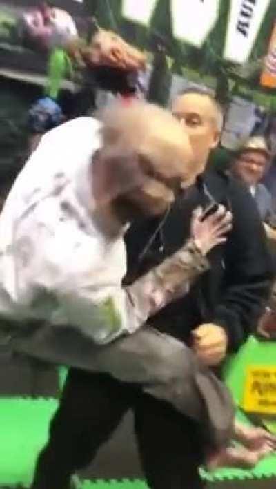 Creative Halloween costume!!!