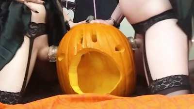 We could swap out the pumpkin...if you wanna get double stuffed??🎃