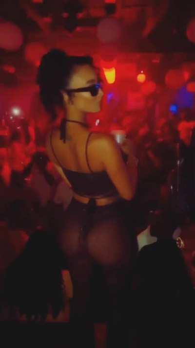 Sweet Back Shot Views