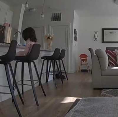 Chair with the Batista bomb