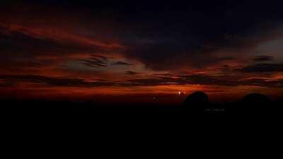 My first sunset timelapse from delhi!