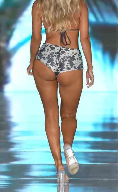 Jilissa Zoltko - Ivoire, Miami Swim Week 2025 (2 speeds)