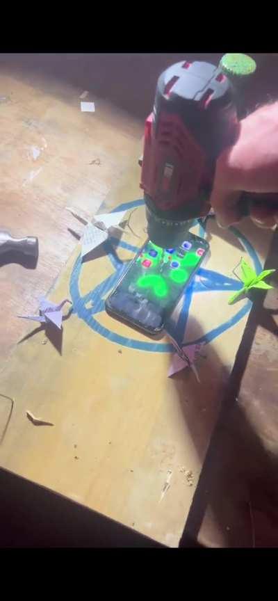 Acolyte technomancer here. Been trying to exorcise this demonic A.I  for a while now. My extraction technique needs refining somewhat, so I humbly beseech the wizarding community, in their all seeing wisdom,  to bestow unto me the fabled troubleshooting s