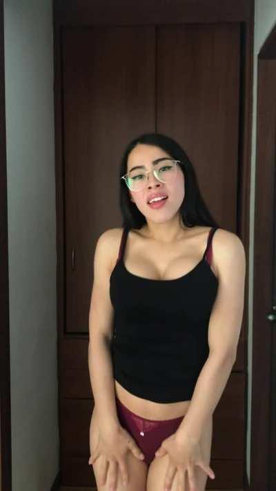 My body isn’t perfect but would you still fuck me ? 🙄