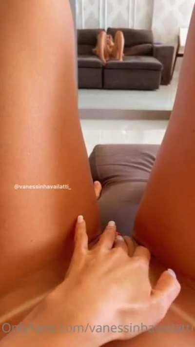 Querem assistir os melhores conteúdos do Onlyfans, Closefriends, Privacy e Ensaios grátis? Só clicar no primeiro link do comentário!