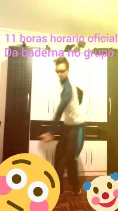 Corre que o adm ta puto🏃‍♂️🏃‍♂️🏃‍♂️