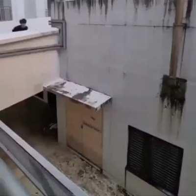 This is oddly smooth