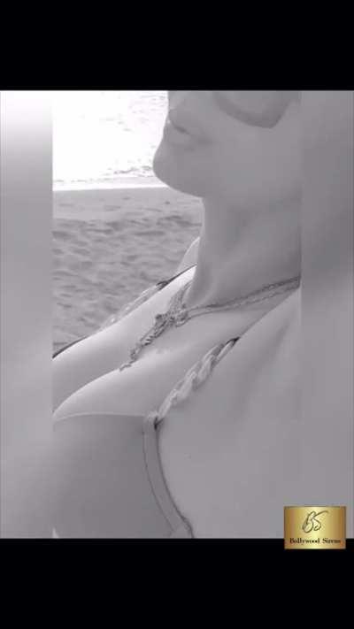 Happy birthday Ameesha