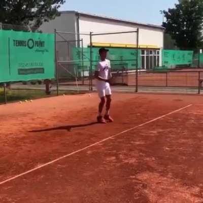 The wooden spoon wins his first atp tour match v Cilic in Sofia 🔥