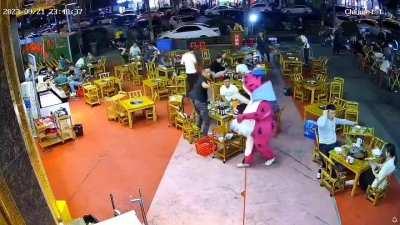 to out slap a mascot