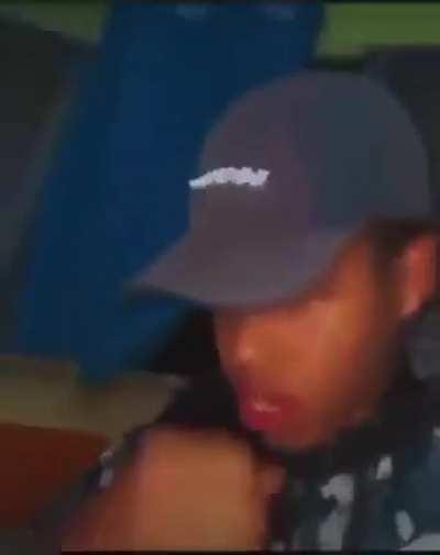 coitado mas eu quase tRINQUEI de rir