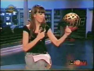 Cecilia Elia lee e-mail de 