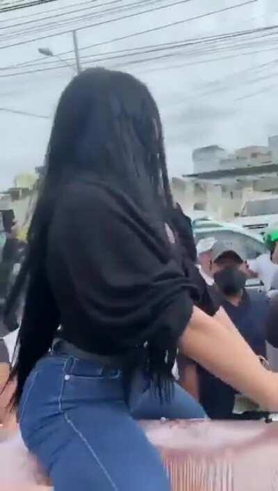 Woman Twerking on Boyfriend`s Casket