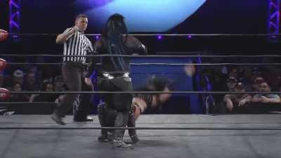 Mandy Leon in fear knowing what awaits her for Havock