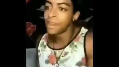 Menina do twitter explicando pq ele achou sua piada racista