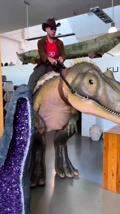 This dinosaur model with clever hidden mechanisms makes it look 