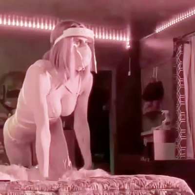 Alexandra Daddario - Songbird (2020)