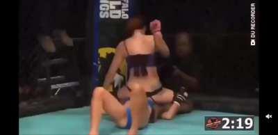 Jolene Hexx: Come on, get me off!