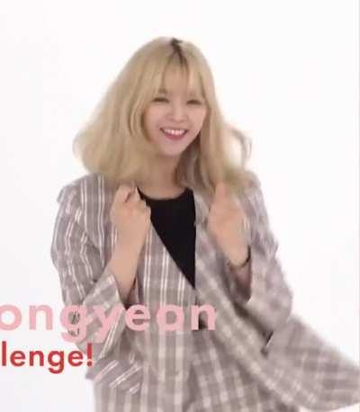 200611 Jeongyeon makes it rain