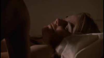 Mariel Hemingway and Patrice Donnelly in 1982 intimate scene 'Personal Best'
