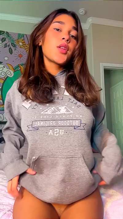 My boobs need a squeeze 