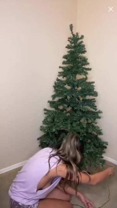 She said if anyone is screen recording to send it to her aha