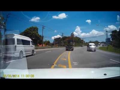 Thailand intense car crash