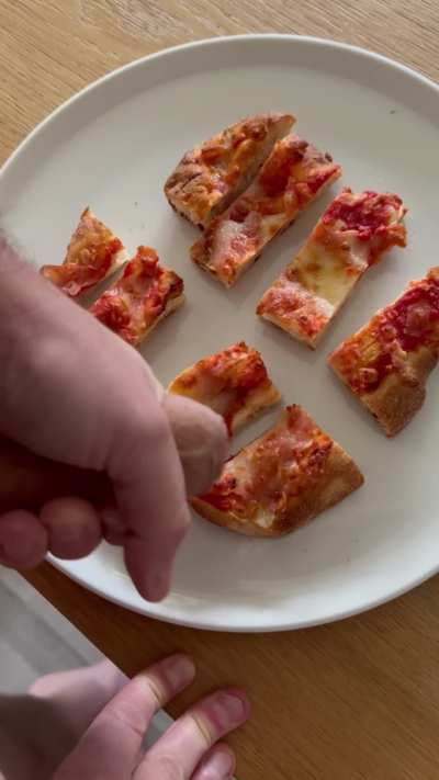 Did anyone ask for some cum on their pizza?