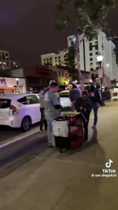 Plainclothes and masked ICE agents arrest florist in San Diego.