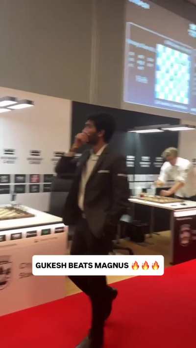 Magnus Carlsen lost for the fort time against the current world champion