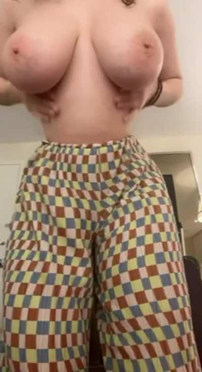 These DDDs might be too big for my 5’1 petite frame