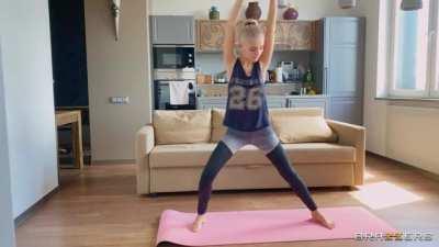 Eva Elfie last video from Brazzers