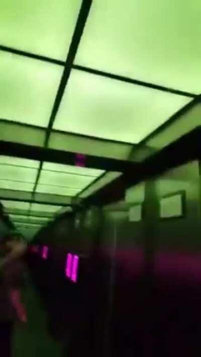 The coolest elevator you've ever seen (with sound)
